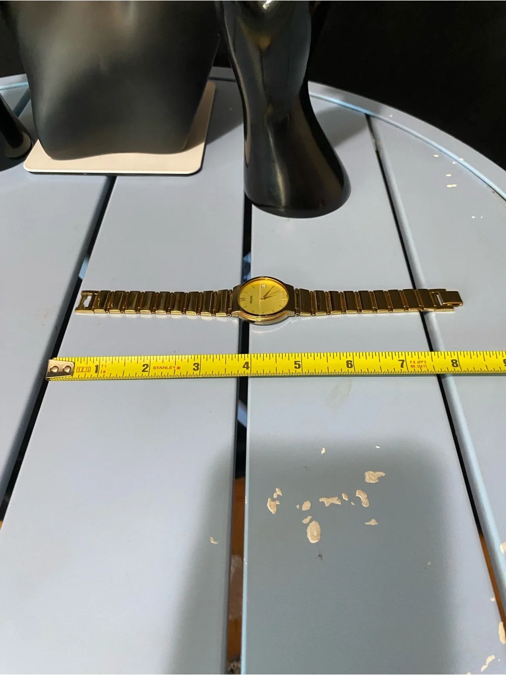Pulsar Gold Watch Gold watch with gold dial, gold bracelet, and gold